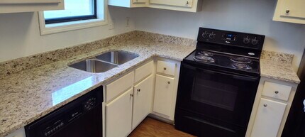 201 E Paces Dr in Athens, GA - Building Photo - Building Photo