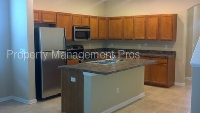 625 Oakleaf Plantation Pkwy-Unit -UNIT 818 in Orange Park, FL - Building Photo - Building Photo