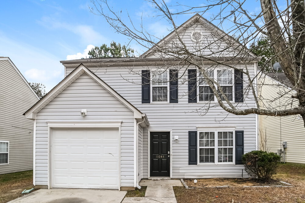 11044 Pointer Ridge Dr in Charlotte, NC - Building Photo