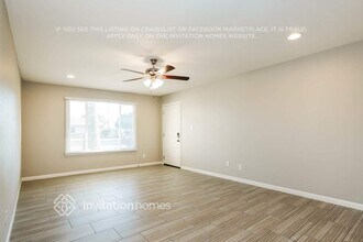 2520 E Manhatton Dr in Tempe, AZ - Foto de edificio - Building Photo