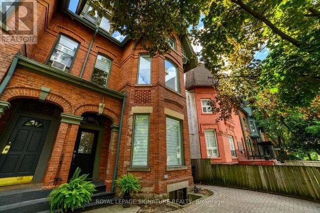 property at 103 Gloucester St