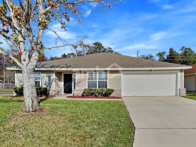 property at 6685 Southern Oaks Dr