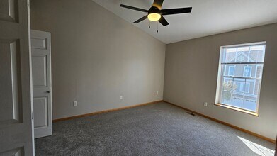 8302 Westown Pkwy in West Des Moines, IA - Building Photo - Building Photo