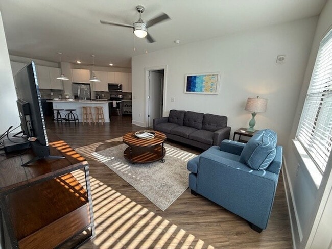 455 Legends Pl in Atlanta, GA - Building Photo - Building Photo