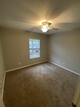 2804 Mulberry Ln in Greenville, NC - Building Photo - Building Photo