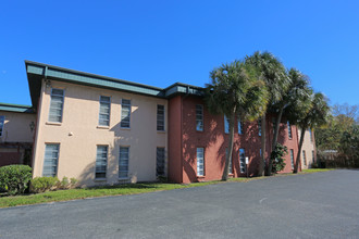 Stone Crest in Pinellas Park, FL - Building Photo - Building Photo