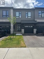 228 Bristol Cres in North Grenville, ON - Building Photo