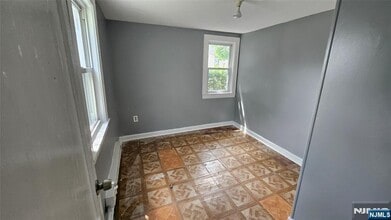 309 Hudson St in Hackensack, NJ - Building Photo - Building Photo
