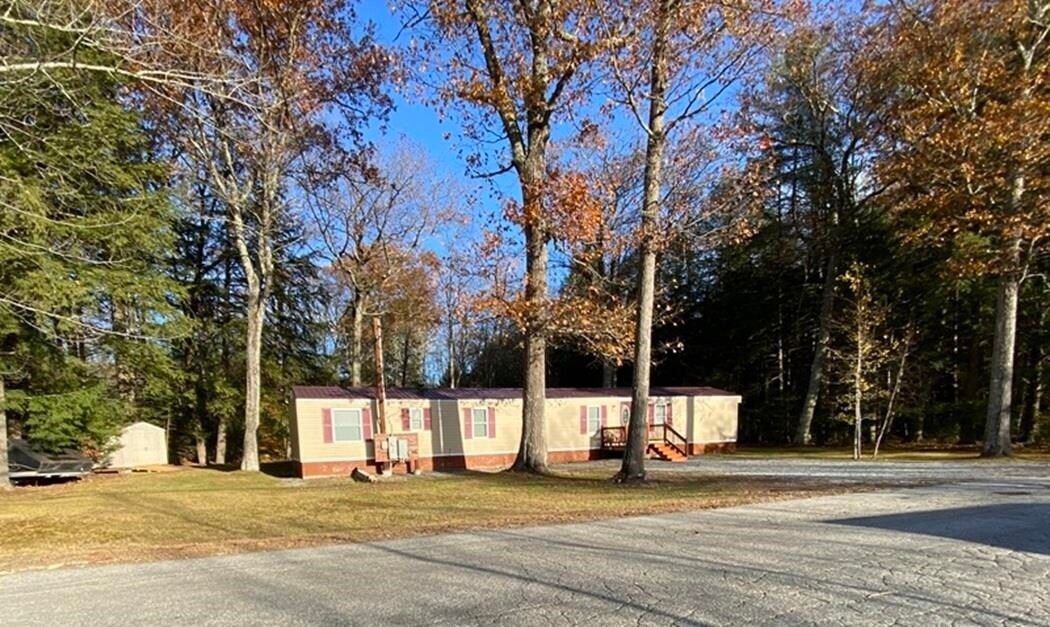 2337 2nd New Hampshire Turnpike N in Deering, NH - Building Photo