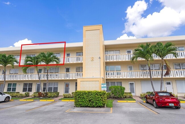306 Andover E in West Palm Beach, FL - Building Photo - Building Photo