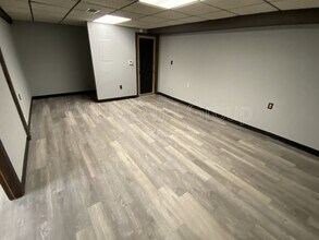 11903 E Welland St in Cumberland, IN - Building Photo - Building Photo