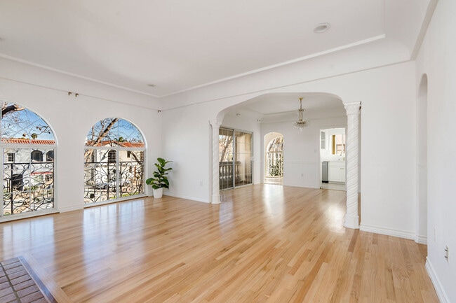 6418 W 6th St, Unit 6418