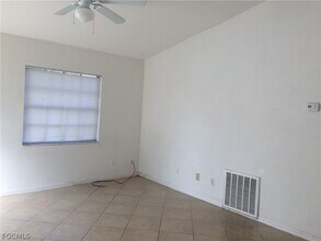 19237 Tangerine Rd in Ft. Myers, FL - Building Photo - Building Photo