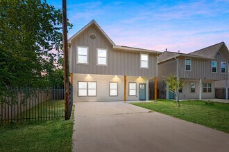 8357 Tate St in Houston, TX - Building Photo - Building Photo