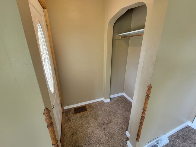 17 Lyons St in Duluth, MN - Building Photo - Building Photo