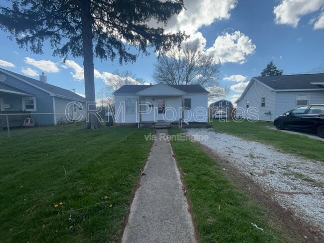 property at 1303 S Purdum St