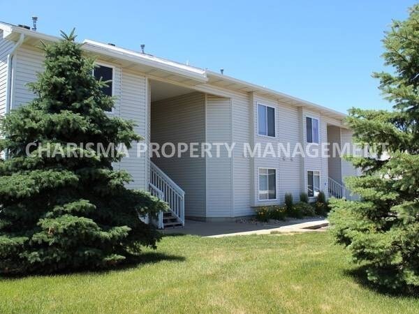 7029 56th St-Unit -5 in Sioux Falls, SD - Foto de edificio - Building Photo
