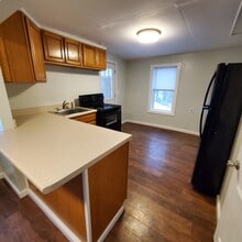 398 Weaver St, Unit 2 in Winooski, VT - Building Photo - Building Photo