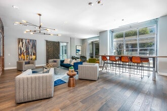 The Union at River East in Fort Worth, TX - Foto de edificio - Building Photo