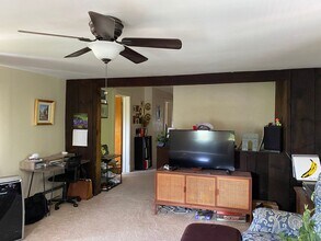 111 Cedar Blvd in Pittsburgh, PA - Building Photo - Building Photo