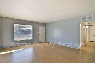 2546 W Monterey Way in Phoenix, AZ - Building Photo - Building Photo