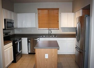 1975 E Del Rio St in Gilbert, AZ - Building Photo - Building Photo