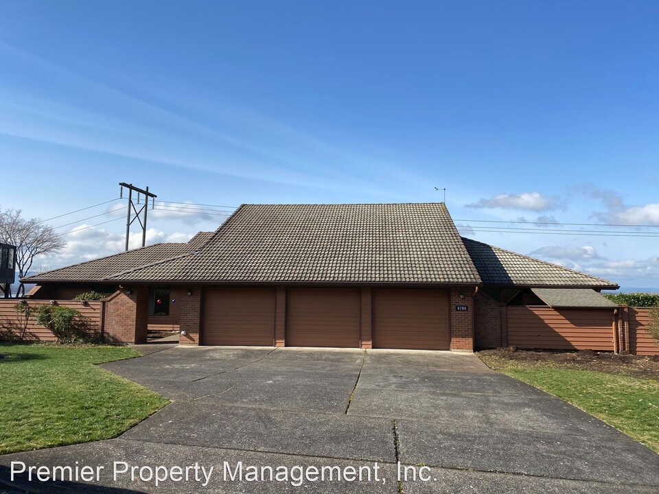 6708 NW Dogwood Dr in Vancouver, WA - Building Photo