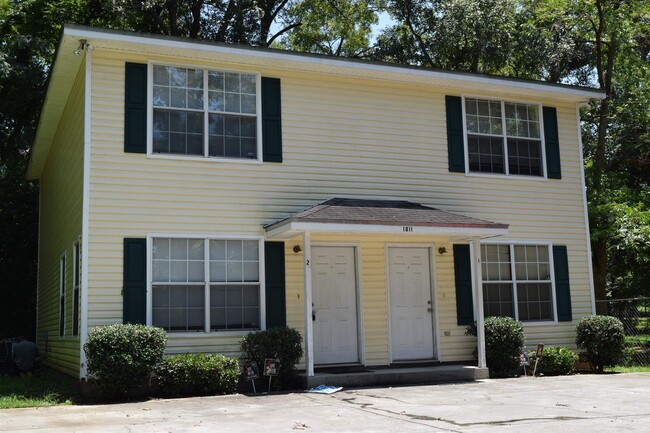 property at 1811 Pasco St