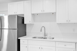 308 N Catalina Ave in Redondo Beach, CA - Building Photo - Building Photo