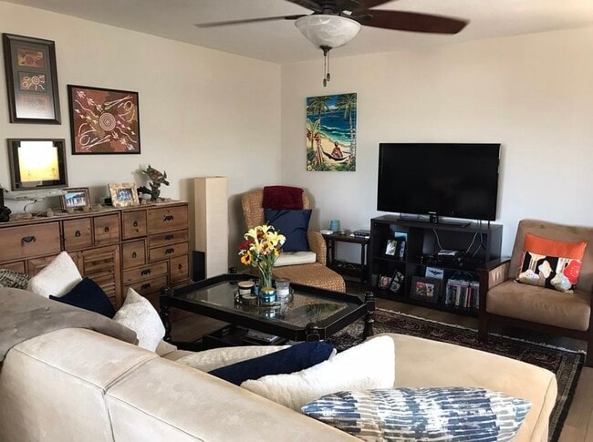5015 Cape May Ave, Unit 304 in San Diego, CA - Building Photo - Building Photo