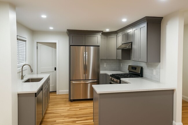 63 Raymond Ave, Unit 2