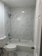 1175 SW 16th Ave-Unit -2 in Fort Lauderdale, FL - Building Photo - Building Photo