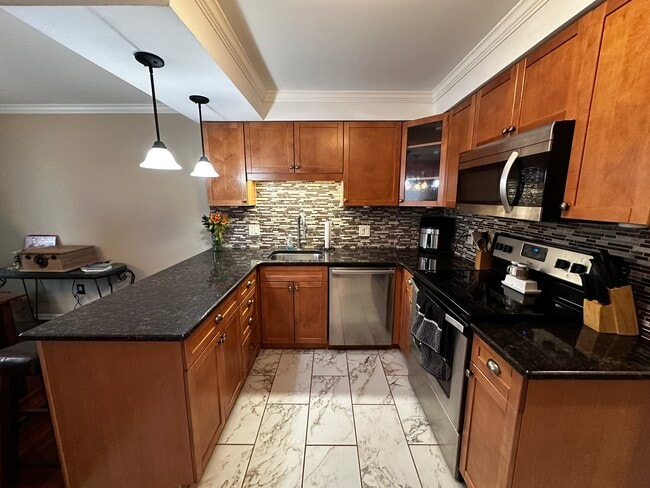 property at 39D Beehunter Ct