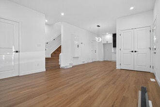 13538-110A 110a Ave NW in Edmonton, AB - Building Photo - Building Photo