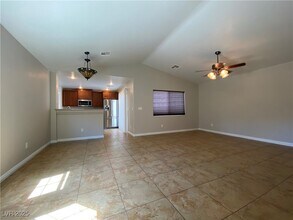 5251 Sand Dollar Ave in Las Vegas, NV - Building Photo - Building Photo