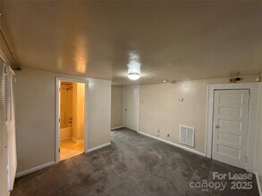 1433 Pecan Ave in Charlotte, NC - Building Photo - Building Photo