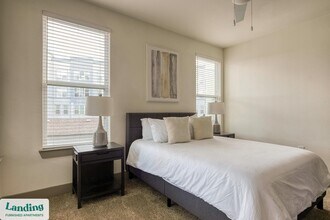 300 Enclave Dr in Conroe, TX - Building Photo - Building Photo