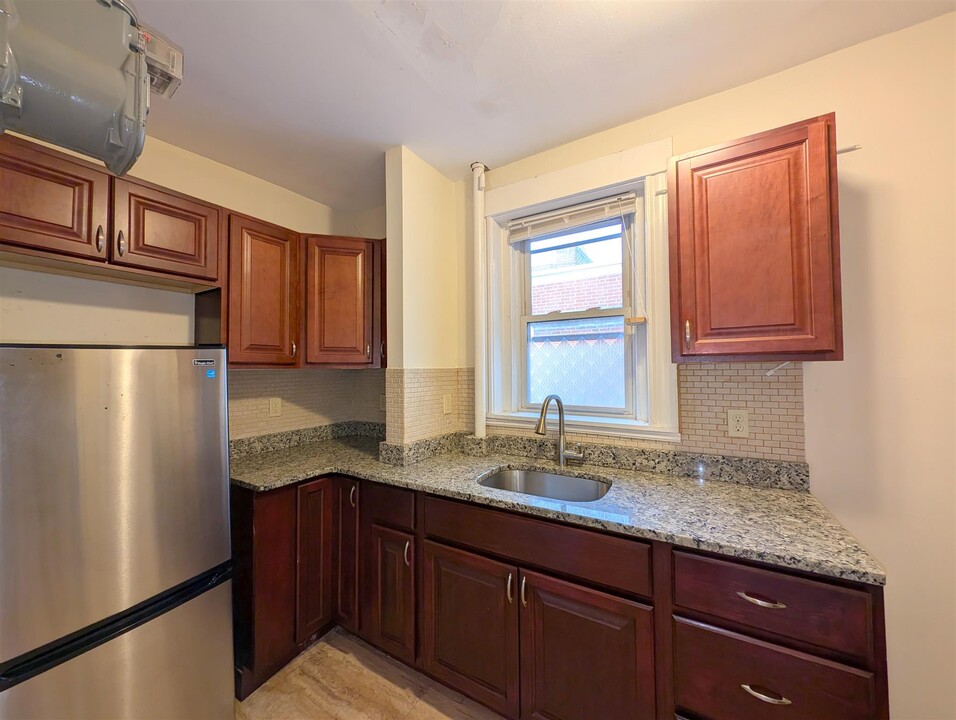 5 Craigie Cir, Unit 44 in Cambridge, MA - Building Photo