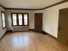 1900 Grand Ave, Unit #2 in St. Paul, MN - Building Photo - Building Photo