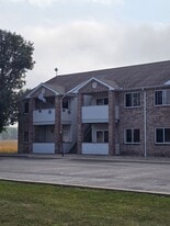 1007 W Wayne St in Paulding, OH - Building Photo