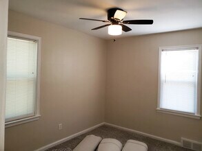 622 E Twelve Mile Rd in Royal Oak, MI - Building Photo - Building Photo