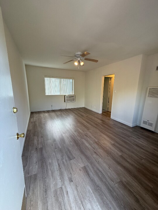 505 Gayley Ave in Los Angeles, CA - Building Photo