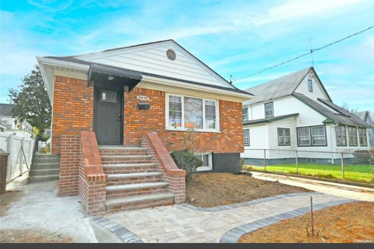 194-08 116th Ave in Queens, NY - Building Photo