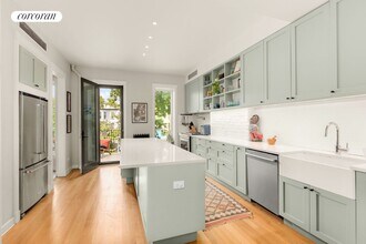 693 Sterling Pl in Brooklyn, NY - Building Photo - Building Photo