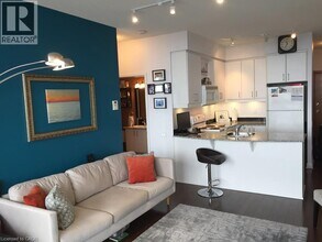 33 Sheppard Ave E in Toronto, ON - Building Photo - Building Photo