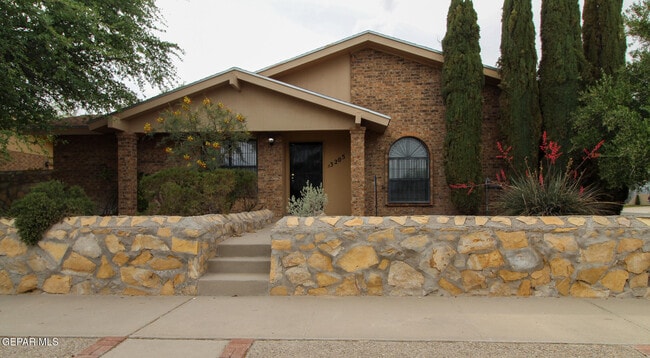 property at 3205 Fierro Dr