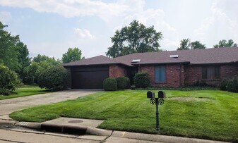 3607 Augusta Dr in Columbia, MO - Building Photo