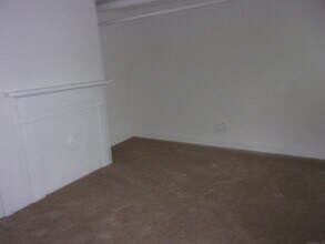 1555 Stafford Rd in Mansfield, CT - Building Photo - Building Photo