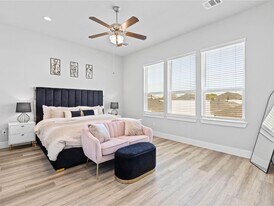 9009 Lonestar River Ln in Houston, TX - Building Photo