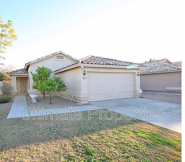 property at 7135 W Via De Luna Dr